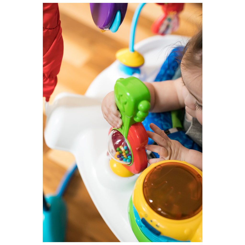 BABY EINSTEIN Ugráló/aktív központ 2 az 1-ben Neighborhood Symphony 6 hónapos kortól 11 kg-ig