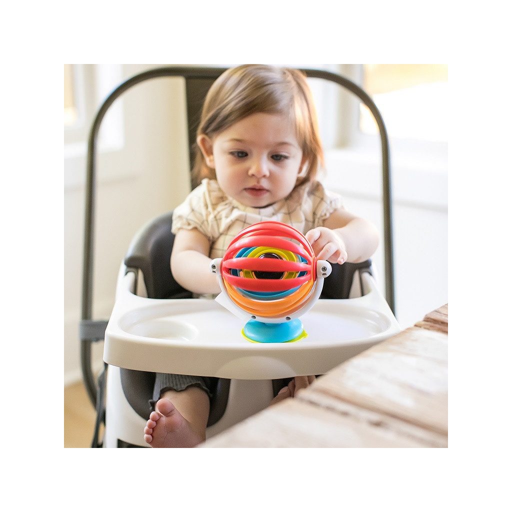 BABY EINSTEIN Aktív játék tapadókoronggal Sticky Spinner™ 3hó+