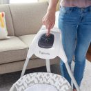 INGENUITY Nagy hinta rezgő hintaszékkel és dallamokkal USB 2in1 Raylan 0hó+,  9 kg-ig