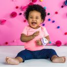 BRIGHT STARTS Csörgő karkötő rágókával 2 db egyszarvú/láma 0hó+