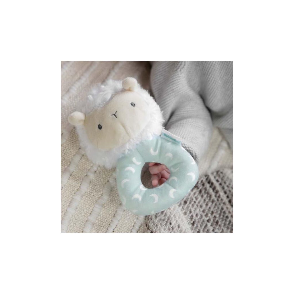 INGENUITY Plüss csörgő kerek INGENUITY Sheppy™ bárány 0 hó+