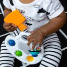 BABY EINSTEIN Zenélő érzékszervi játék Color Palette Popper 6-36hó