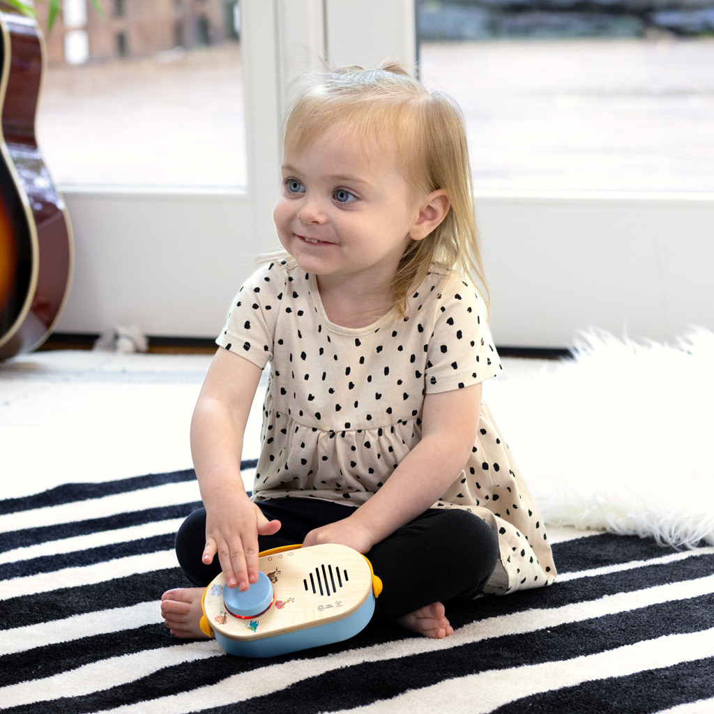 BABY EINSTEIN Játék zenélő rádió Discovery Radio™ HAPE 6hó+