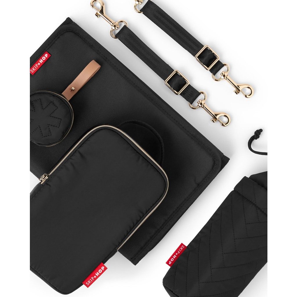 SKIP HOP Pelenkázó táska/hátizsák 6 az 1-ben Suite Set Fekete