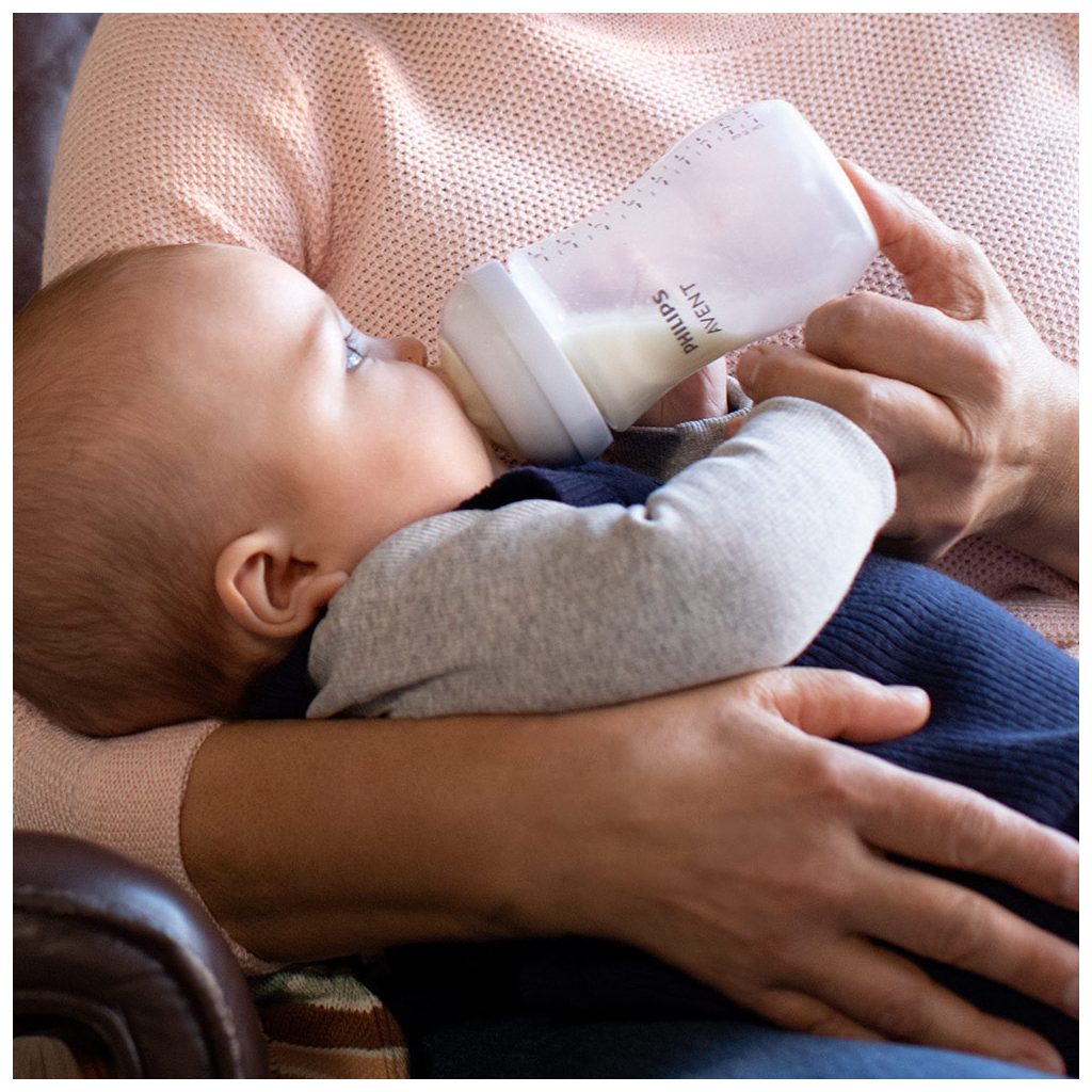 Philips AVENT Natural Response cumisüveg 260 ml, 1h+ +akció