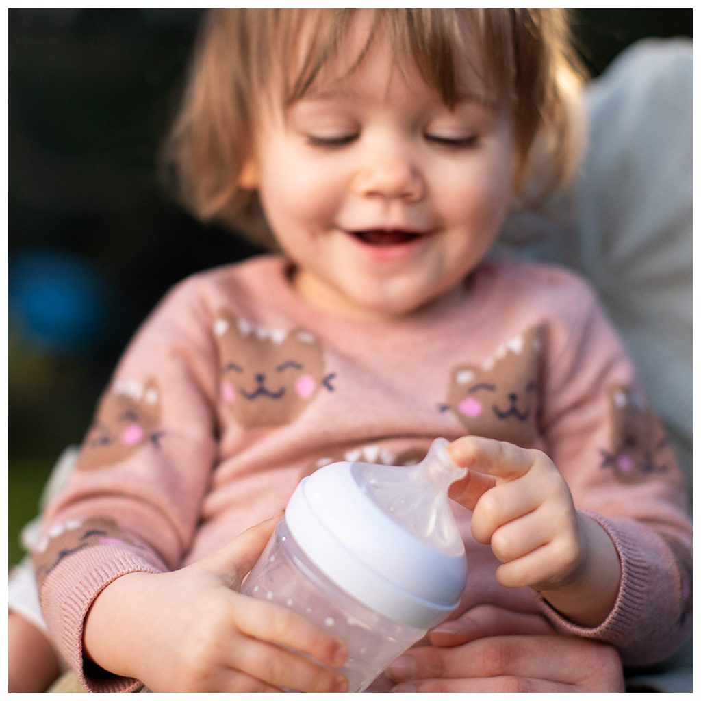 Philips AVENT Natural Response cumisüveg 330 ml, 3h+ +akció