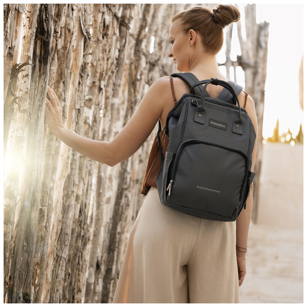 PETITE&MARS Pelenkázó hátizsák babakocsihoz Jack - Catchthemoment sorozat Ultimate Grey