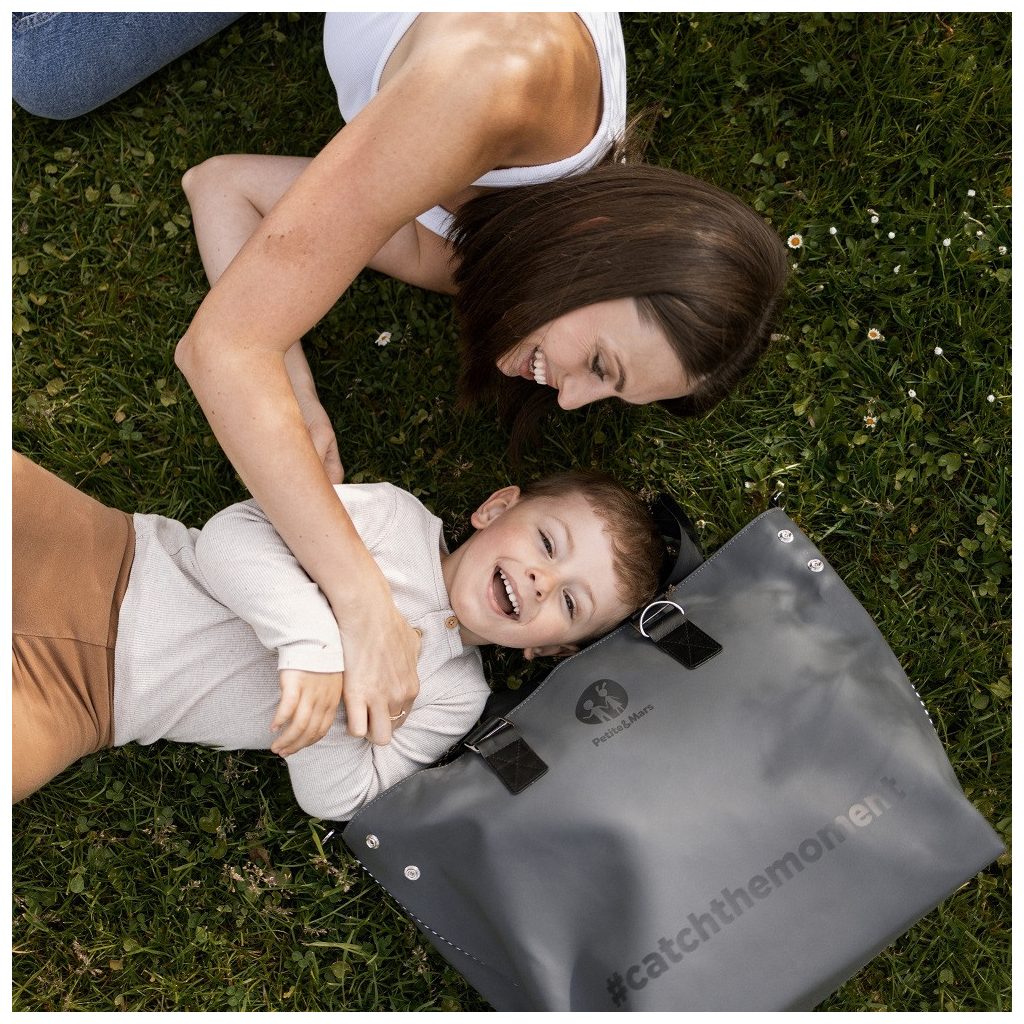 PETITE&MARS Táska anyukáknak ZOE - Catchthemoment sorozat