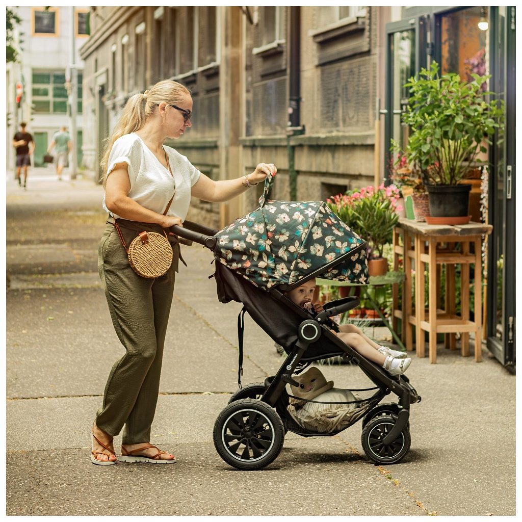 PETITE&MARS Napfénytető+ övvédő Street+/Street2 Limited 100 Flowers