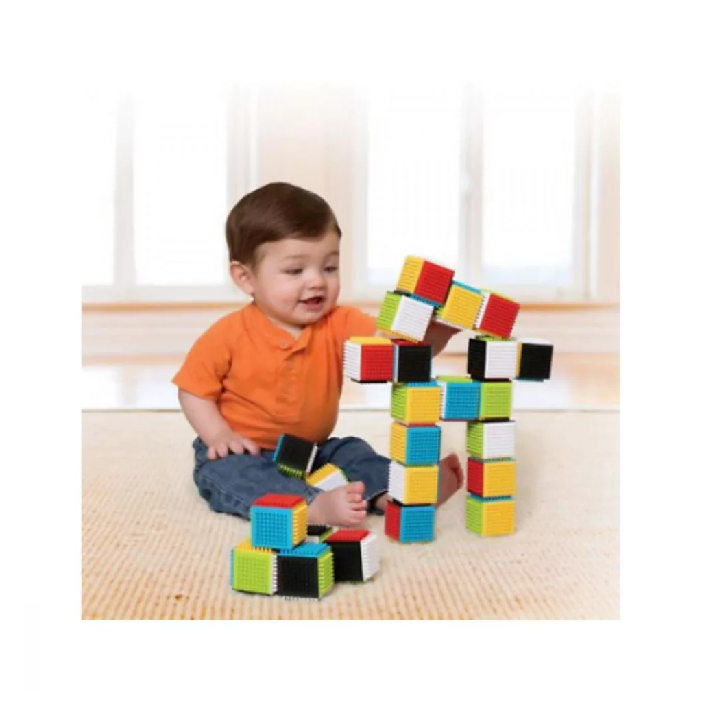 Infantino összeilleszthető kockák