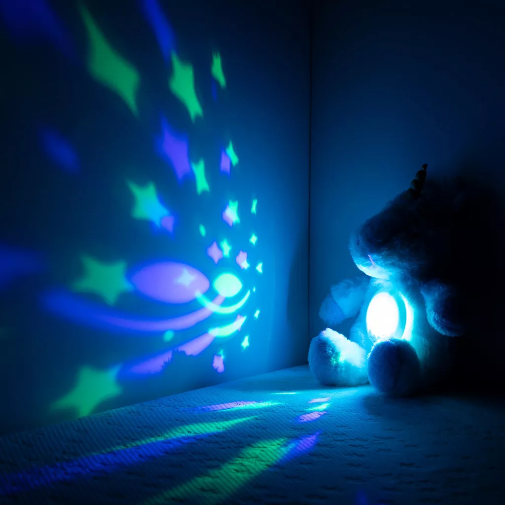 Chipolino projektoros zenélő plüss játék - Little Unicorn