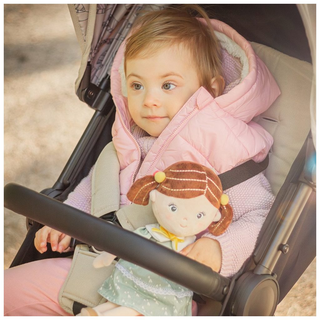 PETITE&MARS Plüss játékbaba Hannah 0+, 35 cm