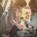 PETITE&MARS Optimus ülésmagasító  Pro i-Size Black Air 125 - 150 cm (22-36 kg)