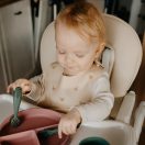 PETITE&MARS Szilikon előke Take&Match Sand Butterflies 6m+