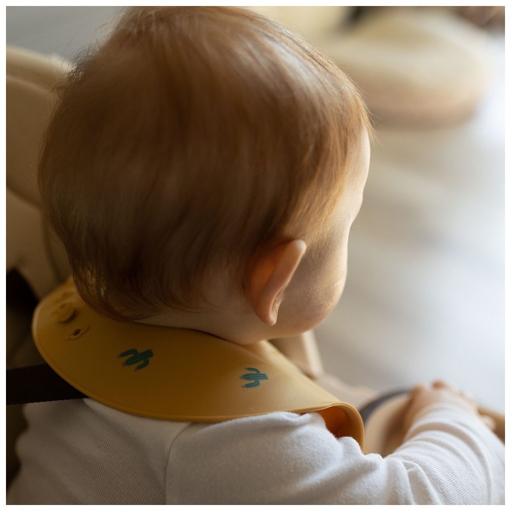 PETITE&MARS Szilikon előke Take&Match Intense Ochre 6m+