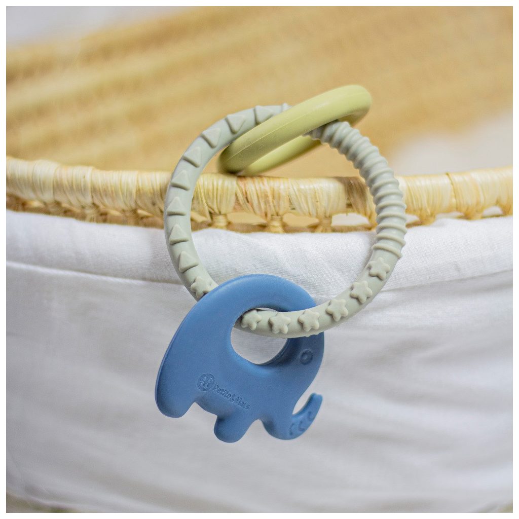 PETITE&MARS Szilikon rágóka Elefi Cute Blue 0m+