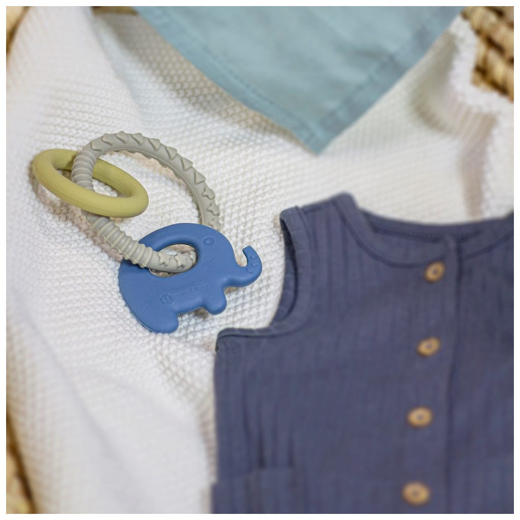 PETITE&MARS Szilikon rágóka Elefi Cute Blue 0m+