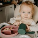 PETITE&MARS Szilikon osztott tányér, kerek Take&Match Intense Ochre 6m+