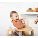 NATTOU Szilikon előke rögzítéssel terrakotta BPA mentes