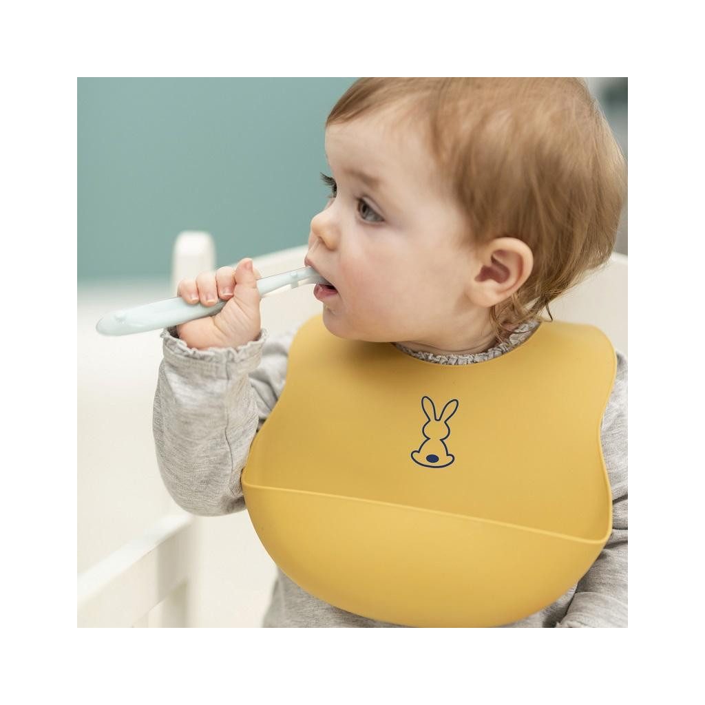 NATTOU Szilikon előke rögzítéssel okkersárga BPA mentes