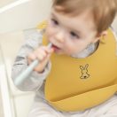 NATTOU Szilikon előke rögzítéssel okkersárga BPA mentes