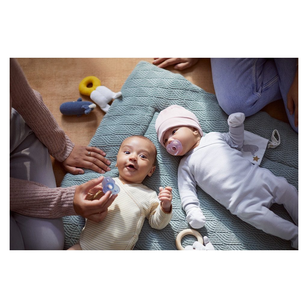 Avent SCF099/22 Soothie szilikon játszócumi 0-6 hó  Lány - 2 db