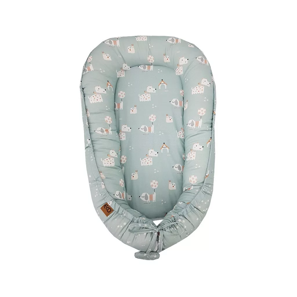 EKO Kétszínű pamut babafészek Dogs Stars Mint 90x60 cm