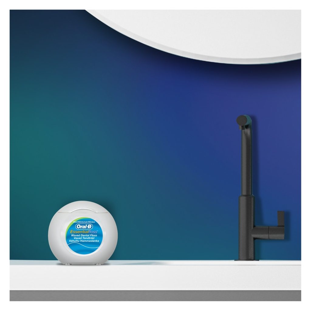 Oral-B essentialfloss fogselyem (3x50 m)