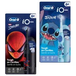   Oral-B Kids Stitch elektromos fogkefe utazótokkal + Oral-B Kids Pókember elektromos fogkefe utazótokkal