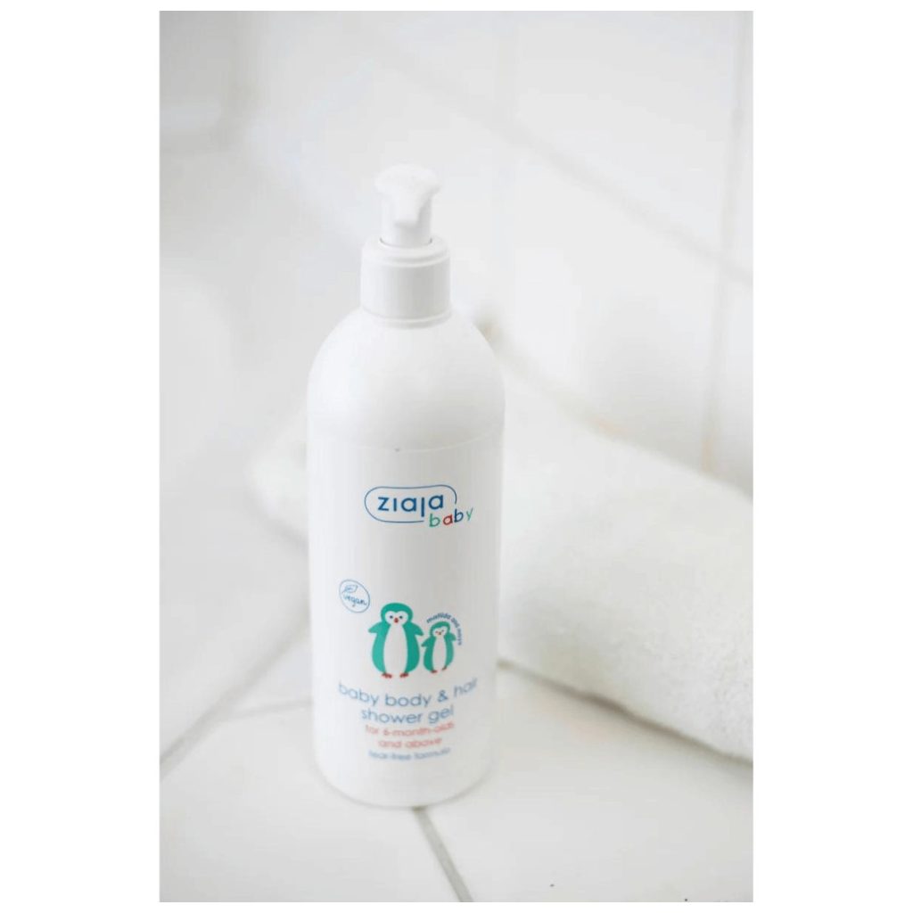 ZIAJA Baba & gyermek pumpás tusfürdő testre és hajra, 6 hónapos kortól (3x400 ml)