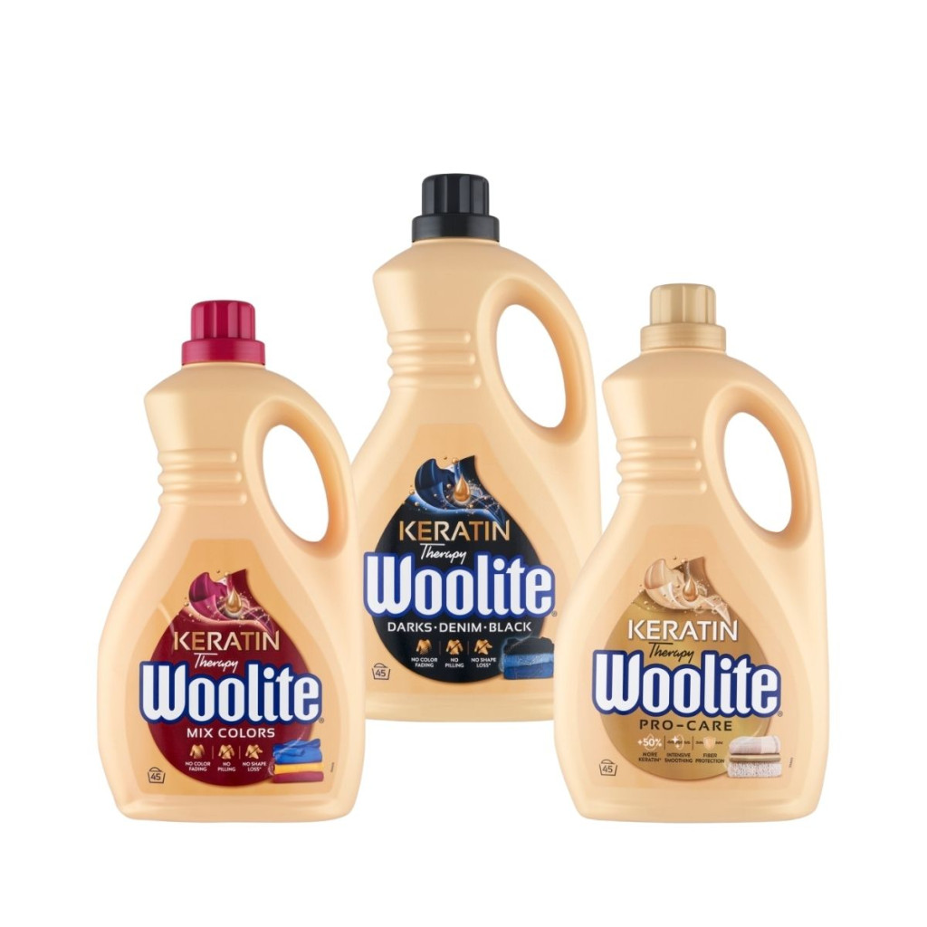INGYENES SZÁLLÍTÁS - Woolite Keratin Therapy mosószer csomag színes, sötét és minden ruhatípushoz 3x2,7 liter (135 mosás)