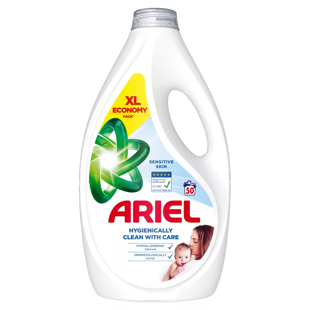 Ariel Sensitive folyékony mosószer 3x2,25 liter (150 mosás)