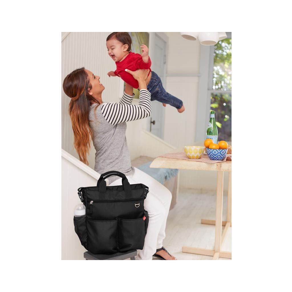 SKIP HOP Duo Signature pelenkázótáska fekete
