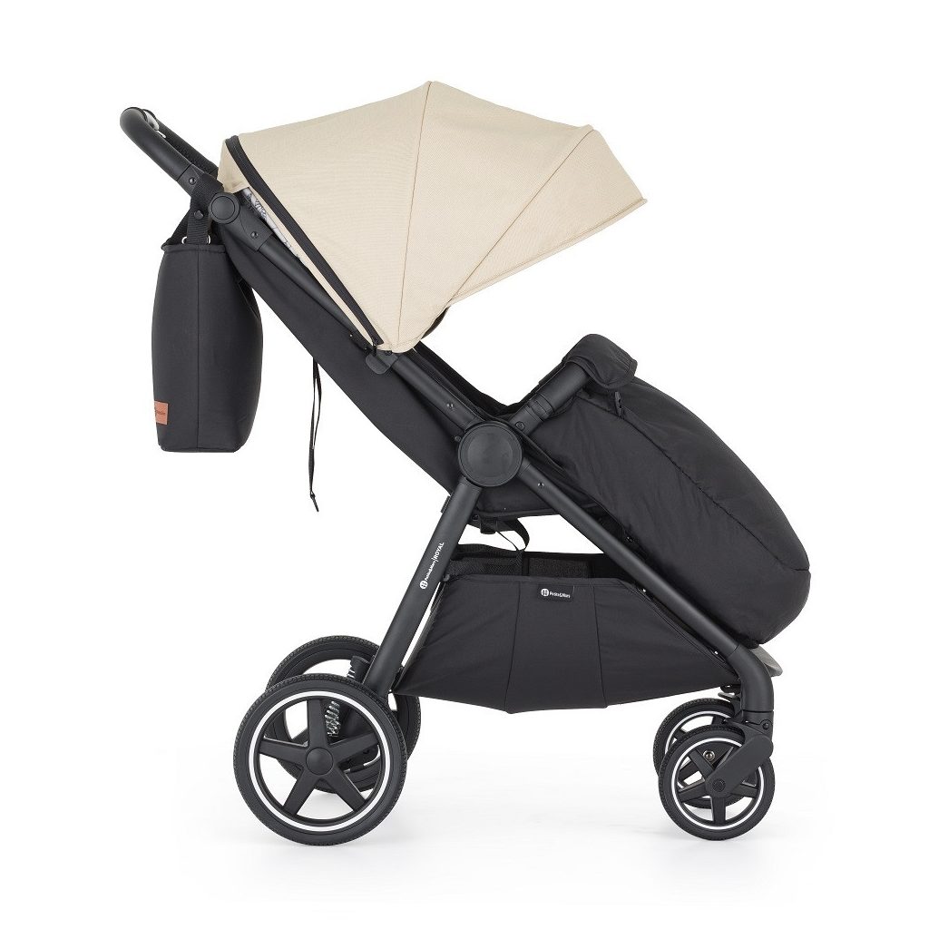 PETITE&MARS Sport babakocsi Royal3 Black Sahara Beige