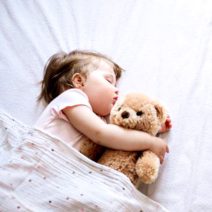 Babafészek, ágynemű, lepedő