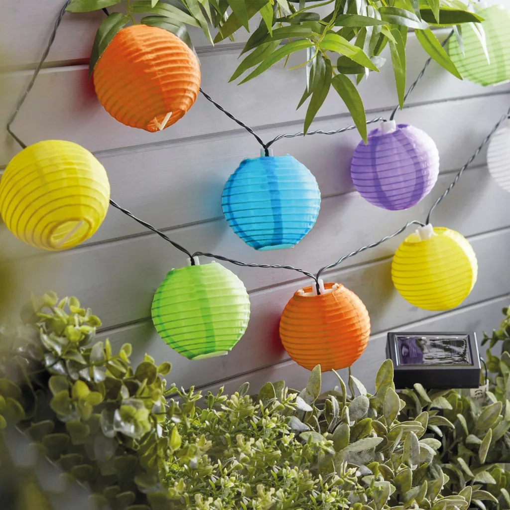 Szolár lampion fényfüzér - 10 db színes lampion, hidegfehér LED fénnyel (2,5 m)