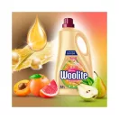 Woolite Keratin Therapy Fruity mosószer színes ruhákhoz 3,6 liter (60 mosás)
