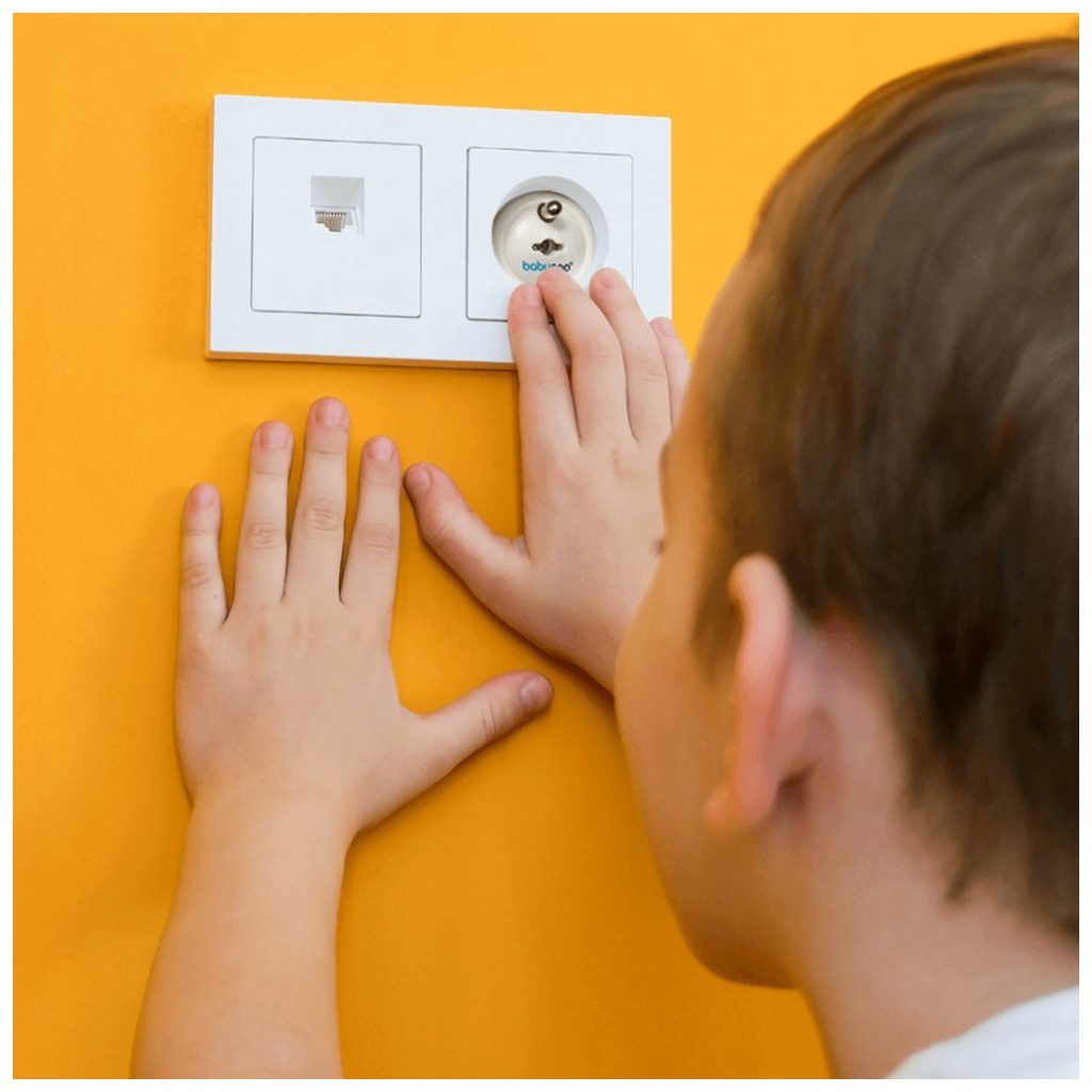 BabyOno konnektorvédő - kulccsal (6 db)