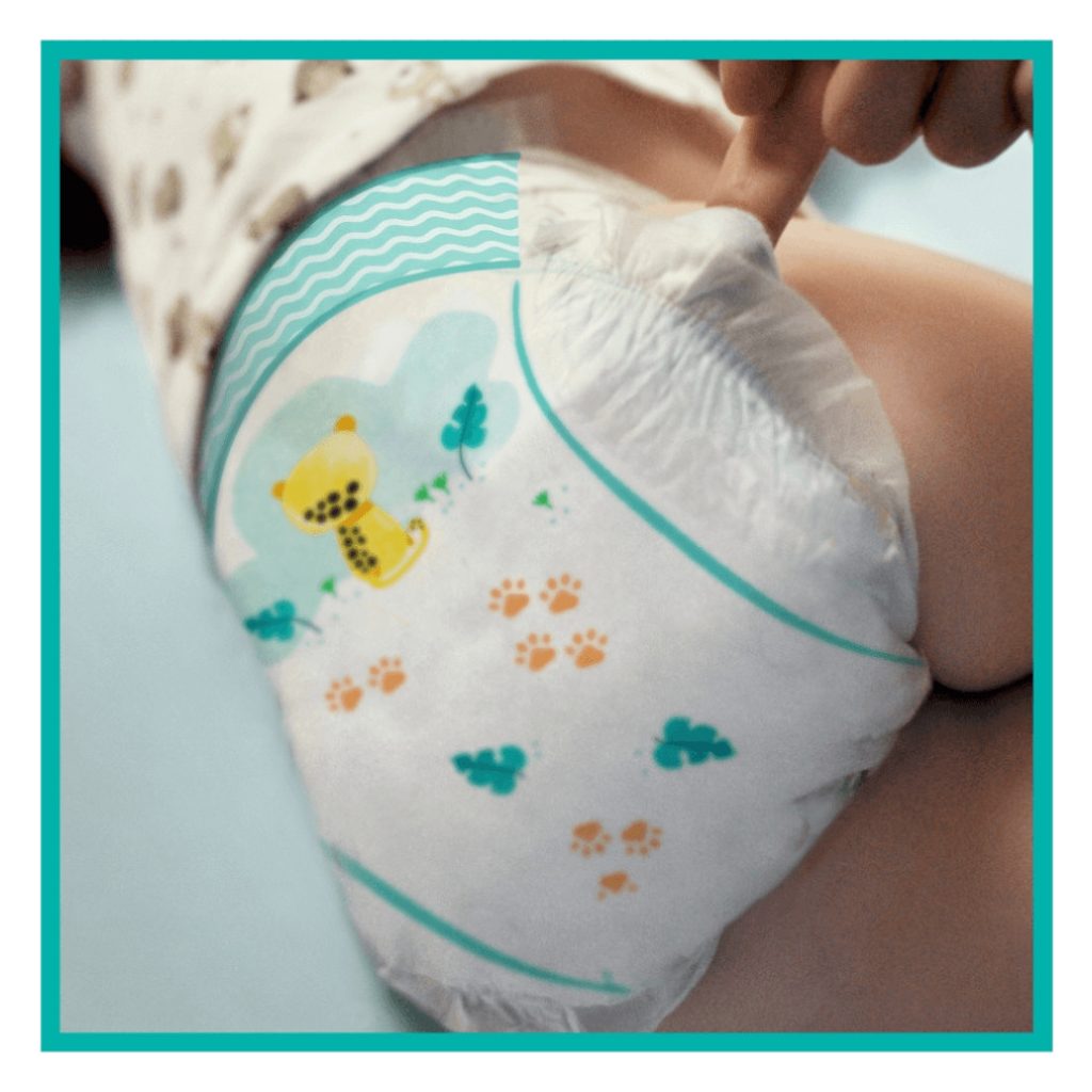 INGYENES SZÁLLÍTÁS - Pampers Active Baby pelenka, Junior 5, 11-16 kg, 1+1, 300 db + ajándék Harmonie törlőkendő
