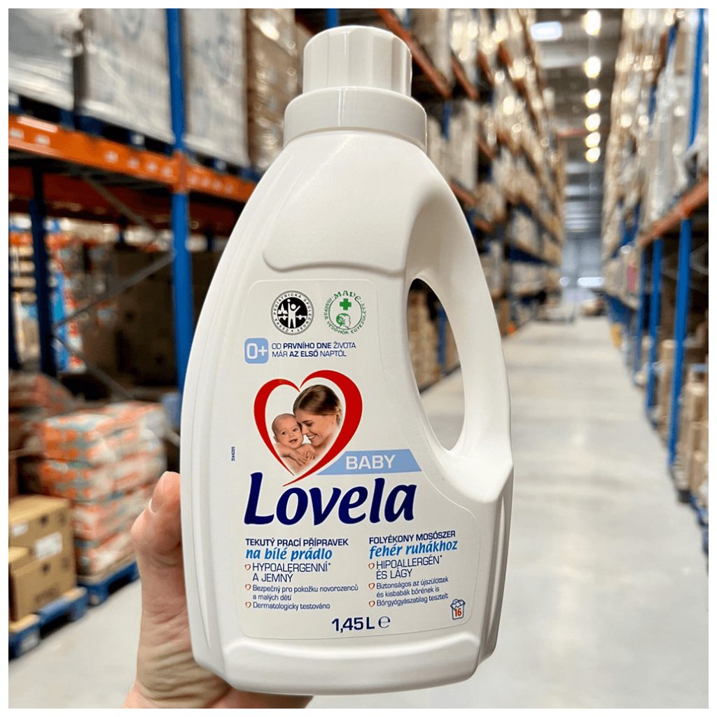 Lovela Baby hipoallergén folyékony mosószer fehér ruhákhoz 3x1,45 liter (48 mosás)