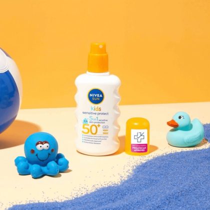 Nivea Kids Protect & Sensitive napvédő spray SPF50+ (200 ml)