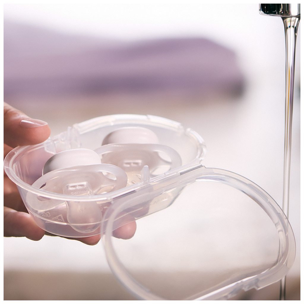 Philips Avent SCF075/01 Játszócumi ultra start neutral 0-2hó lányos 2 db (lila-sárga)