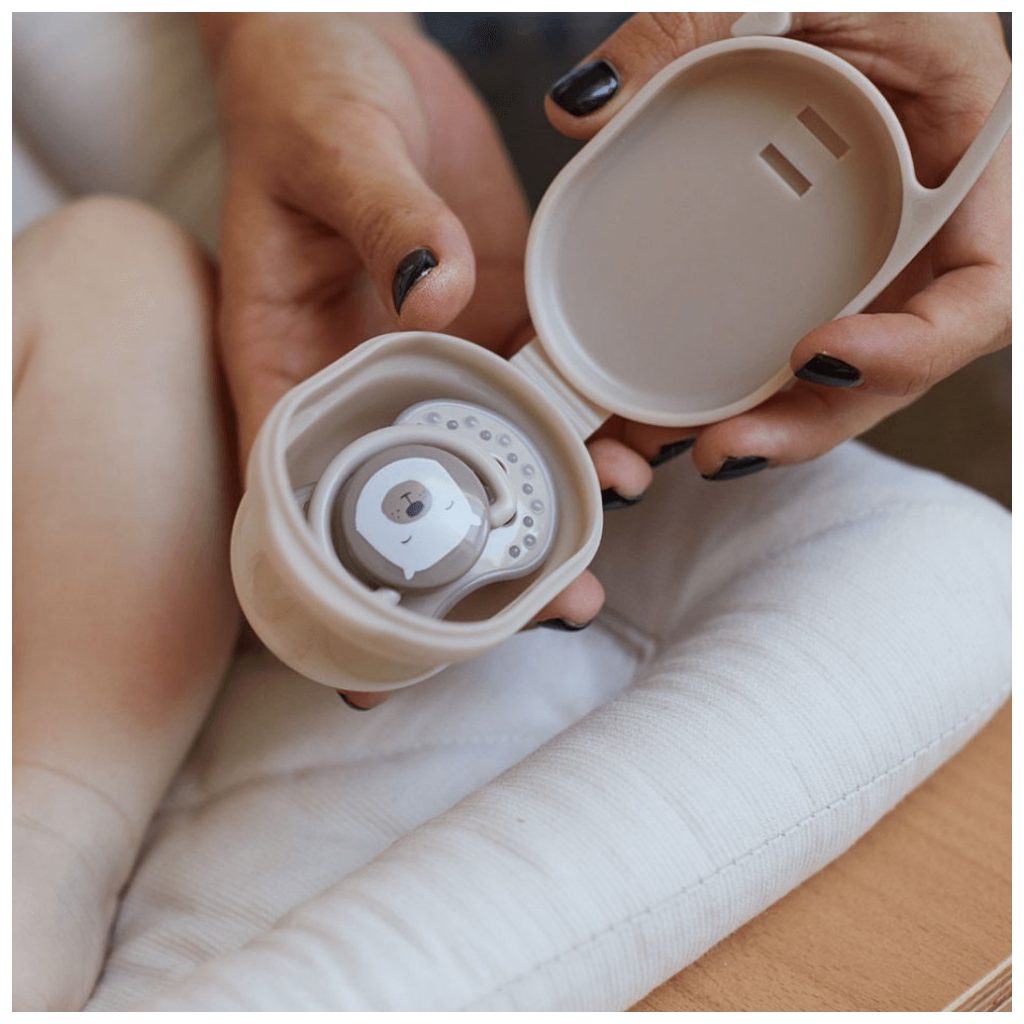 LOVI Dinamikus nyugtatócumi 6-18 hó, 2 db (Buddy Bear)