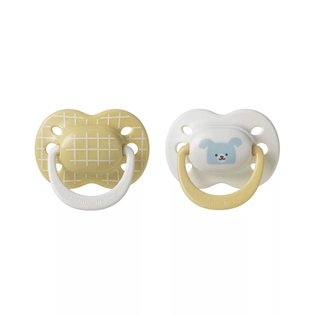 Tommee Tippee Ultimate Fit nyugtató cumi sterilizáló tokkal 0-6 hó 2 db (fiús)
