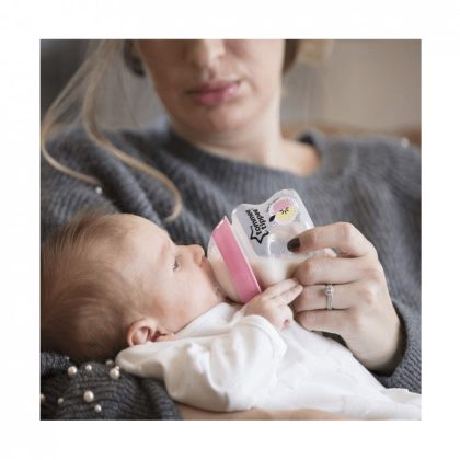 MEGSZŰNT - Tommee Tippee BPA-mentes újszülött cumisüveg kezdőszett 9 db (rózsaszín)