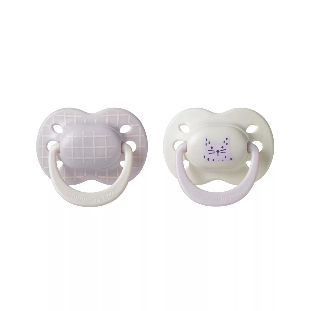 Tommee Tippee Ultimate Fit nyugtató cumi sterilizáló tokkal 0-6 hó 2 db (lányos)
