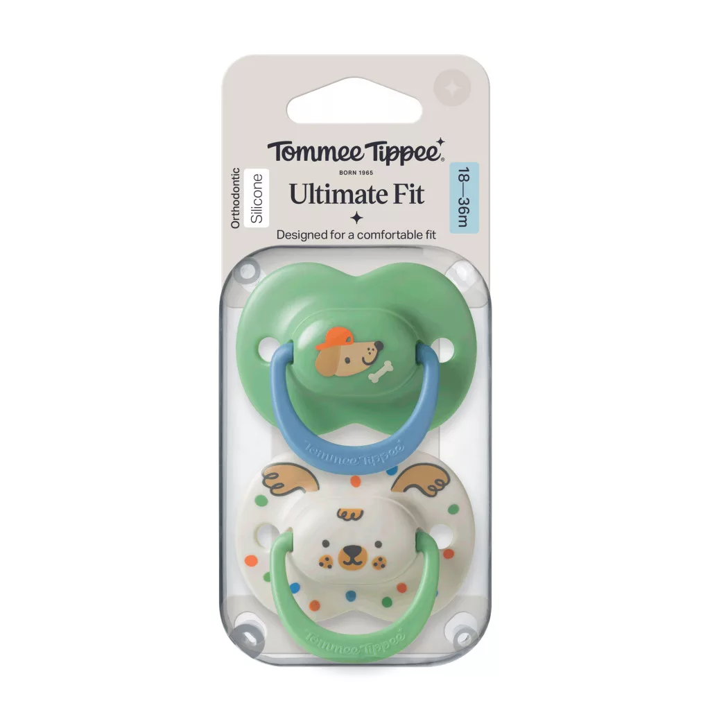 Tommee Tippee Ultimate Fit nyugtató cumi sterilizáló tokkal 18-36 hó 2 db (fiús)