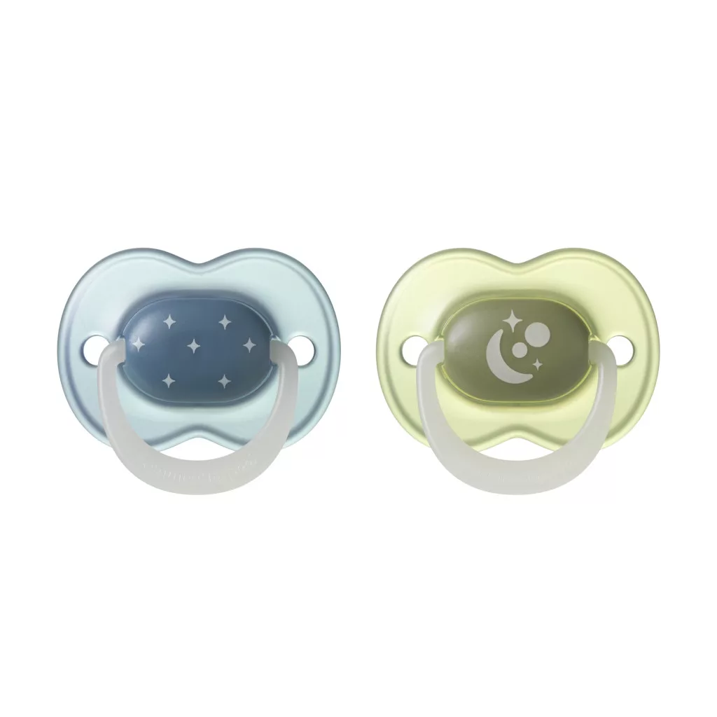 Tommee Tippee Night Glow éjszakai nyugtató cumi sterilizáló tokkal 6-18 hó 2 db