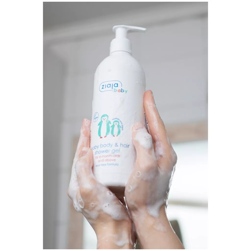 ZIAJA Baba & gyermek pumpás tusfürdő testre és hajra, 6 hónapos kortól (400 ml)