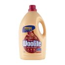 Woolite Keratin Therapy mosószer színes ruhákhoz 4,5 liter (75 mosás)